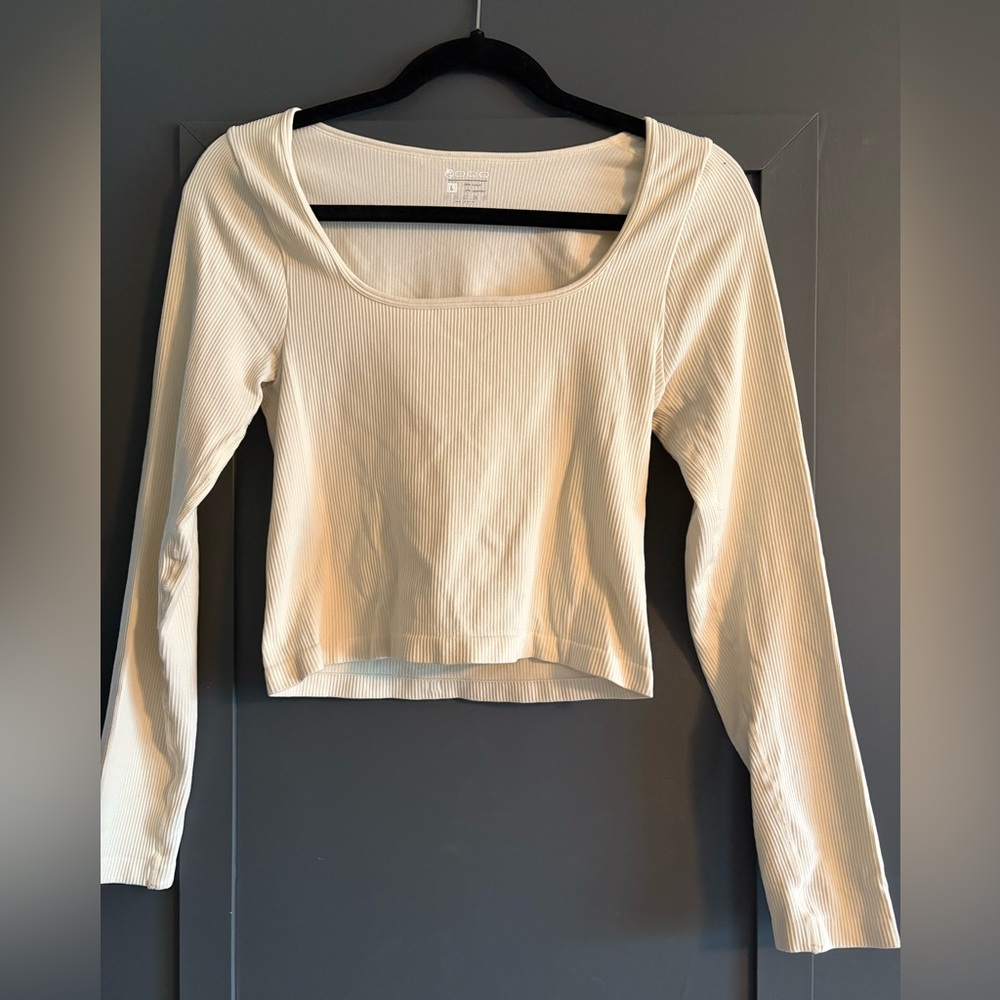 Women's OQQ workout top